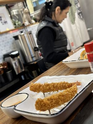 Lucky Cat Ramen by null