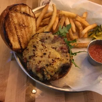 The Dive - Pubs Near Me - Gunnison, Colorado The Dive - Pubs Near Me - Gunnison, Colorado