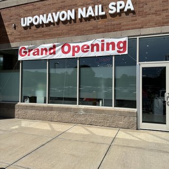 Uponavon Nail Spa - Outside - Nail Salons Near Me - Simsbury, Connecticut