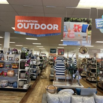 HomeGoods - Home Decor Near Me - San Diego, California