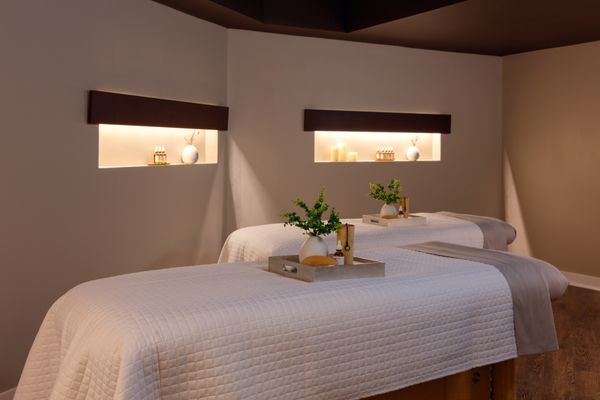 Privai Spa + Fitness at Kimpton EPIC Hotel by null