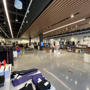 Lululemon - Big store! - Sports Wear Near Me - Honolulu, Hawaii