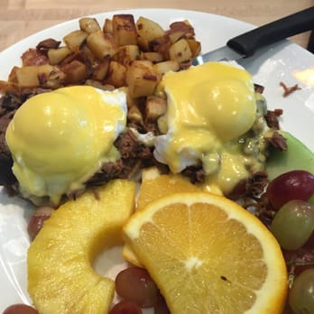 Yolk - West Loop - Pot roast Benedict - Coffee & Tea Near Me - Chicago, Illinois Yolk - West Loop - Pot roast Benedict - Coffee & Tea Near Me - Chicago, Illinois