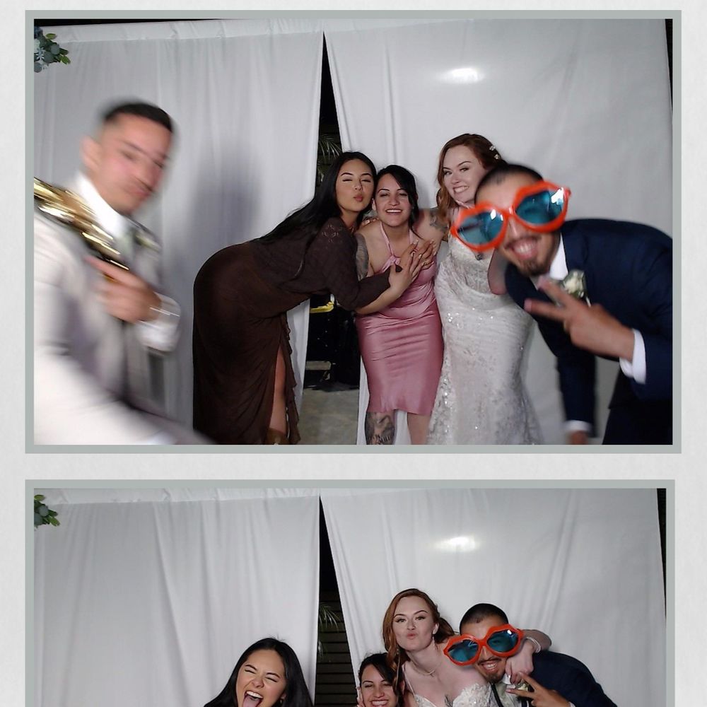 Snap & Sing - Photo Booth Rentals Near Me Snap & Sing - Photo Booth Rentals Near Me