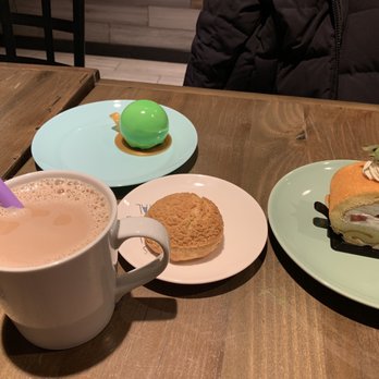 T cafe - Bubble tea, matcha mousse, matcha puff, strawberry cream cake - Desserts Near Me - Philadelphia, Pennsylvania T cafe - Bubble tea, matcha mousse, matcha puff, strawberry cream cake - Desserts Near Me - Philadelphia, Pennsylvania