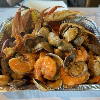 The Kickin' Crab - Yummmmmmy! Love how you can get them in this tray! - Cajun/Creole Near Me - Johns Creek, Georgia The Kickin' Crab - Yummmmmmy! Love how you can get them in this tray! - Cajun/Creole Near Me - Johns Creek, Georgia