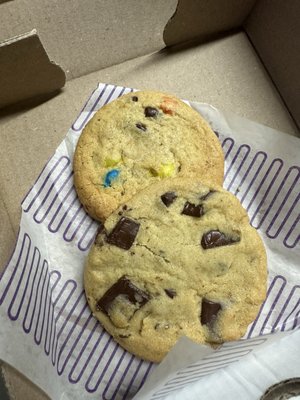Insomnia Cookies by null