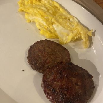 Cracker Barrel Old Country Store - Scrambled eggs and Smoked Sausage Patties - American Near Me - Meridian, Mississippi