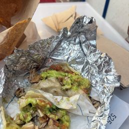 Chicken tacos on flour tortillas Chicken tacos on flour tortillas