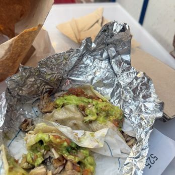 Tacos El Franc - Gaslamp Quarter - Chicken tacos on flour tortillas - Tacos Near Me - San Diego, California Tacos El Franc - Gaslamp Quarter - Chicken tacos on flour tortillas - Tacos Near Me - San Diego, California