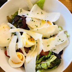 Le 37 - Caesar salad (ordered without the chicken)