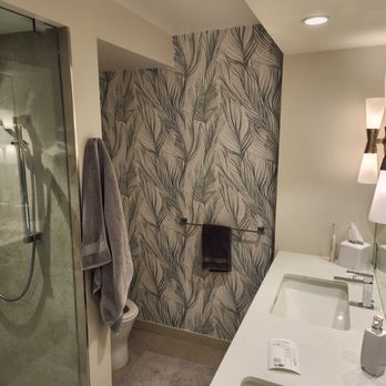 Deluxe Wallcovering - Wallpapering Near Me Deluxe Wallcovering - Wallpapering Near Me