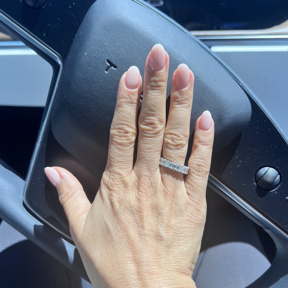 Delaray Nails - Beautiful simple and clean nails! - Nail Salons Near Me - Miami, Florida