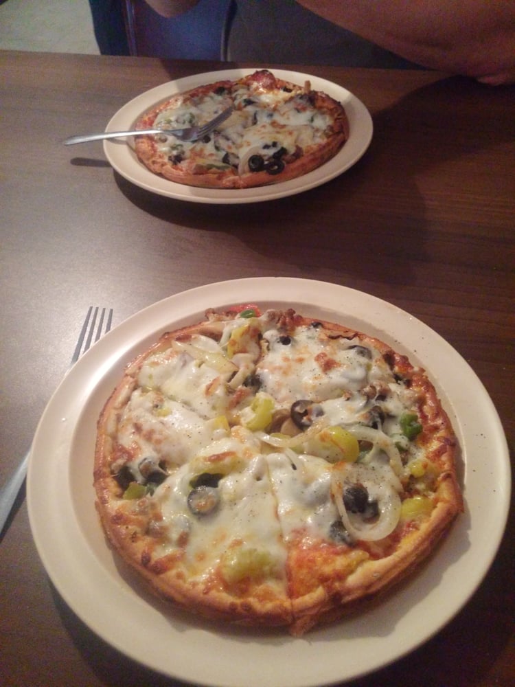 OASIS PIZZA STATION Updated August 2024 13 Reviews 110 North Main