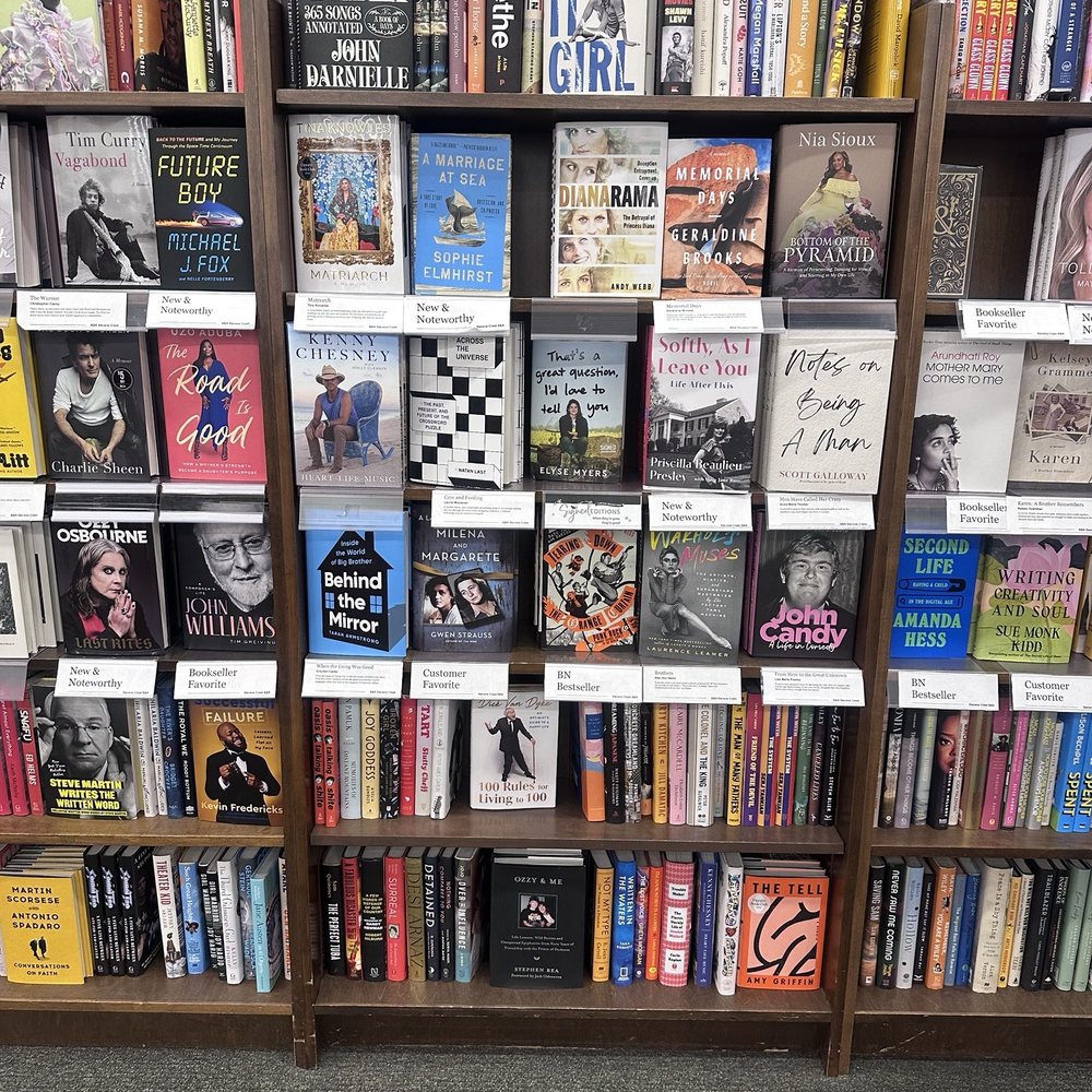 Barnes & Noble - Bookstores Near Me - Walnut Creek, California
