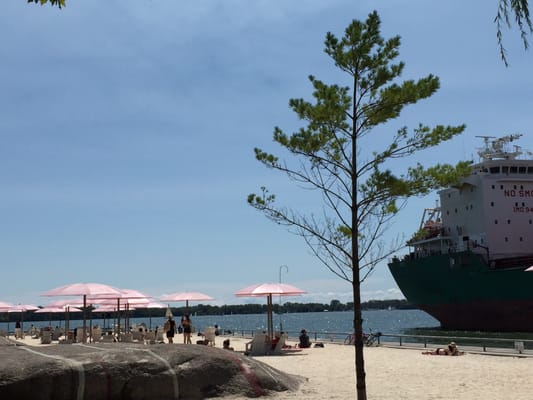 Sugar Beach by null