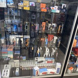 M&M Smoke Shop