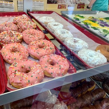 Mr Ronnie's Famous Hot Donuts - Bakeries Near Me - Houma, Louisiana Mr Ronnie's Famous Hot Donuts - Bakeries Near Me - Houma, Louisiana
