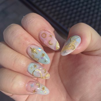 Ara Spa - Nail Salons Near Me - Davis, California