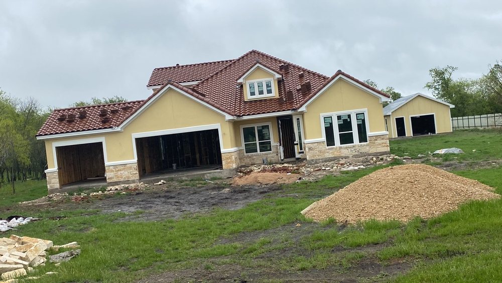 Slide of Pepe's Roofing