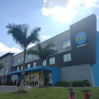Tru by Hilton Bradenton I 75 - Hotels Near Me - Bradenton, Florida Tru by Hilton Bradenton I 75 - Hotels Near Me - Bradenton, Florida