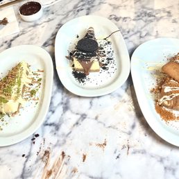 4 cheesecakes