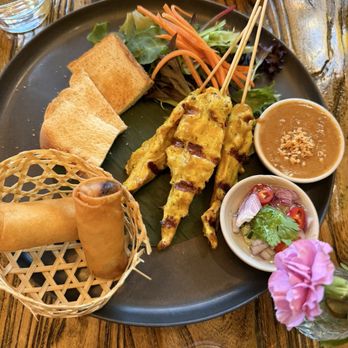 Bangkok Avenue - Thai Near Me - Little Neck, New York Bangkok Avenue - Thai Near Me - Little Neck, New York