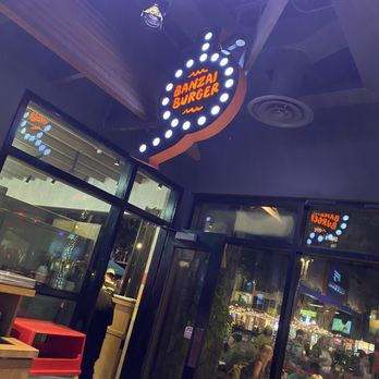 Banzai Burger - Entrance from inside mall - Burgers Near Me - Honolulu, Hawaii