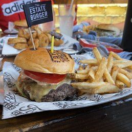 Estate Burger