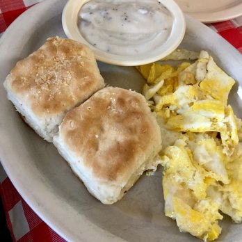 I Smell Bacon - Biscuits & gravy. February 2019. - American Near Me - Eufaula, Oklahoma I Smell Bacon - Biscuits & gravy. February 2019. - American Near Me - Eufaula, Oklahoma