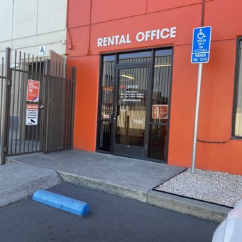 Public Storage - Office entrance - Self Storage Near Me - San Francisco, California Public Storage - Office entrance - Self Storage Near Me - San Francisco, California