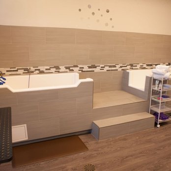 Dogtopia - Get squeaky clean in our spa! - Pet Groomers Near Me - Plano, Texas