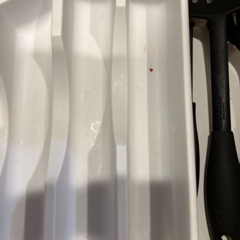 Home2 Suites by Hilton Dothan - Filthy empty silverware tray - Hotels Near Me - Dothan, Alabama
