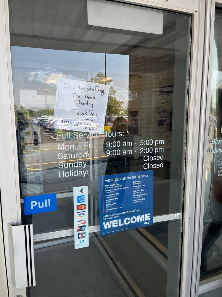 US POST OFFICE Updated April 2024 151 Vfw Pkwy, Revere