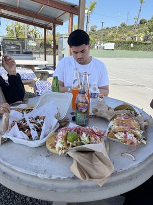 Mariscos Mi Gusto Es by null