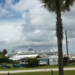 Norwegian Breakaway Garden Café