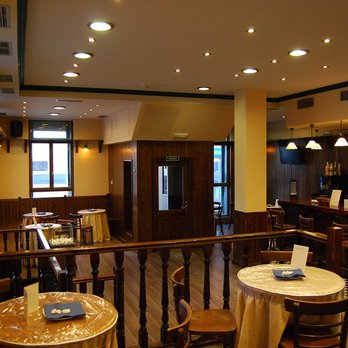 Vuelta & Vuelta - Mesas camilla para comer como toda la vida - Tapas Bars Near Me - La Granja de San Ildefonso, SG Vuelta & Vuelta - Mesas camilla para comer como toda la vida - Tapas Bars Near Me - La Granja de San Ildefonso, SG