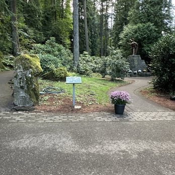 The Grotto - Botanical Gardens Near Me - Portland, Oregon