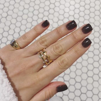 Madelyn Chicago Nail Spa - Dip, natural nails - Nail Salons Near Me - Chicago, Illinois Madelyn Chicago Nail Spa - Dip, natural nails - Nail Salons Near Me - Chicago, Illinois