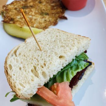 Skillets Restaurant - Half BLT sandwich - Breakfast & Brunch Near Me - Boca Raton, Florida