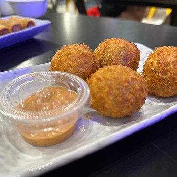 South By Saigon - Seafood Near Me - Houston, Texas South By Saigon - Seafood Near Me - Houston, Texas