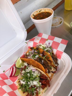 Los Agavez Taqueria by null