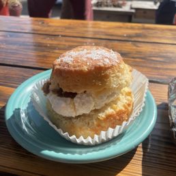Biscuit with Spicy Jelly
