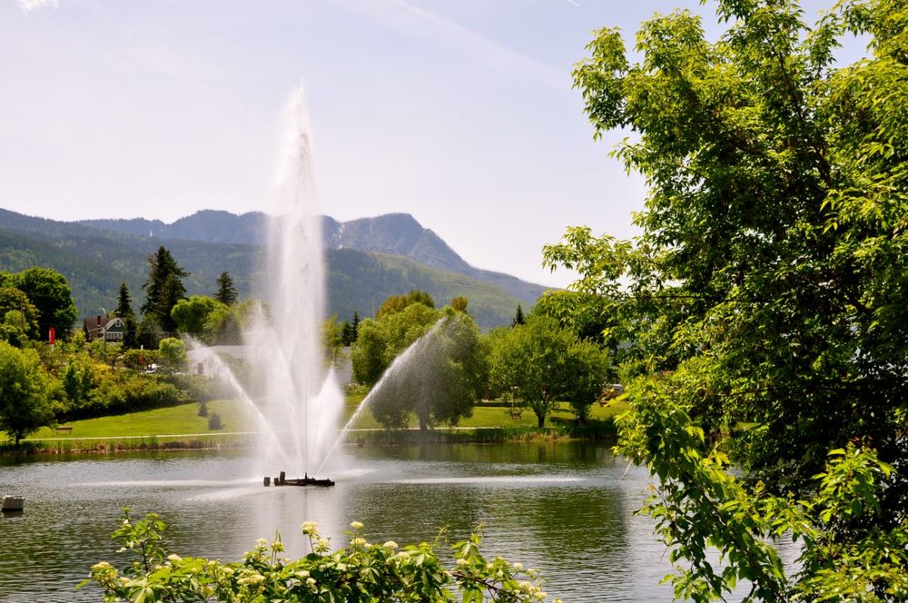 ROYAL LEPAGE ACCESS REAL ESTATE Updated August 2024 2 551 Trans