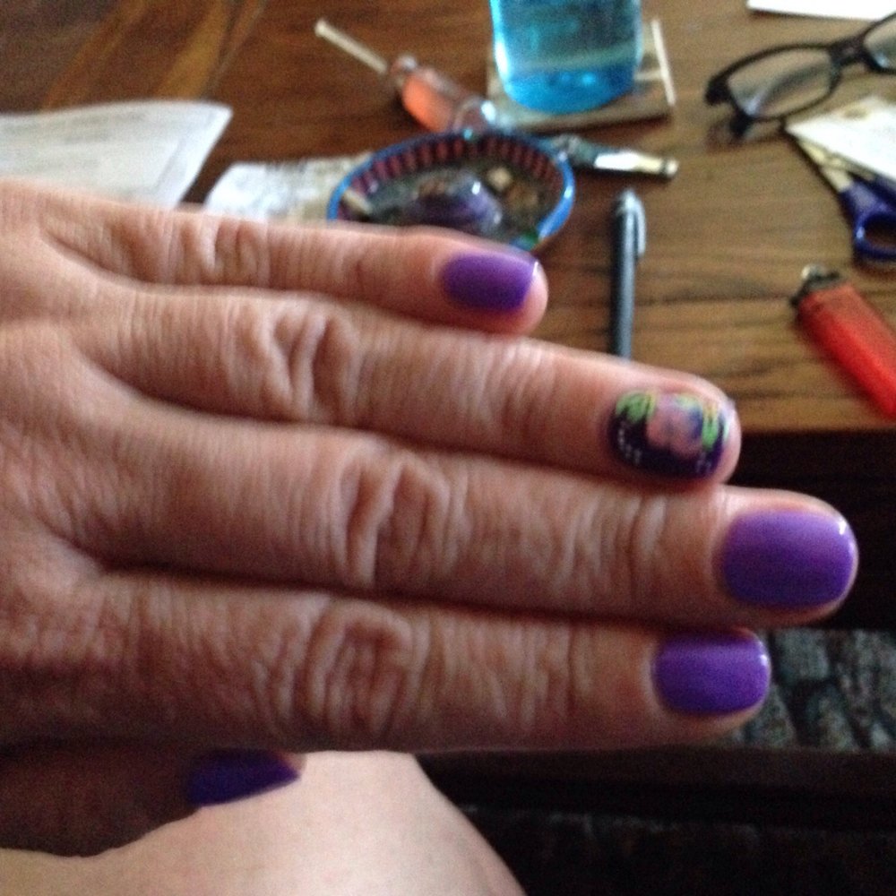 Hawaiian Nails & Spa - Such a cute design! - Nail Salons Near Me - Calgary, Alberta
