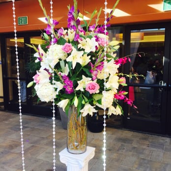 White Flowers - Florists Near Me - San Jose, California White Flowers - Florists Near Me - San Jose, California
