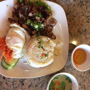 V Bistro - Rice plate with pork - Vietnamese Near Me - Humble, Texas V Bistro - Rice plate with pork - Vietnamese Near Me - Humble, Texas