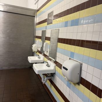 St. Lucie County Rest Area - Rest Stops Near Me - Ft. Pierce, Florida St. Lucie County Rest Area - Rest Stops Near Me - Ft. Pierce, Florida