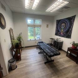 Jolie Femme Permanent Make up and Tiny Tattoos - Service room!