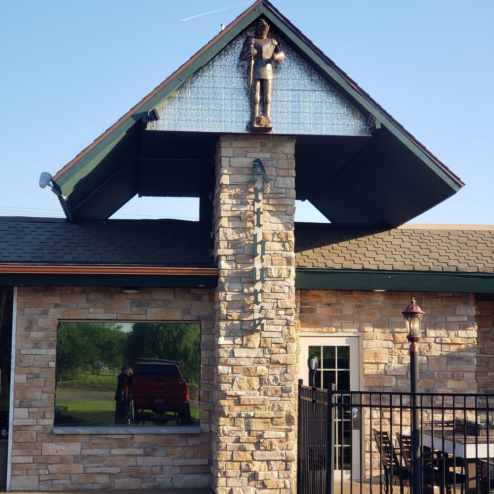 Arthur's Supper Club - outside of restaurant - American Near Me - Spring Green, Wisconsin